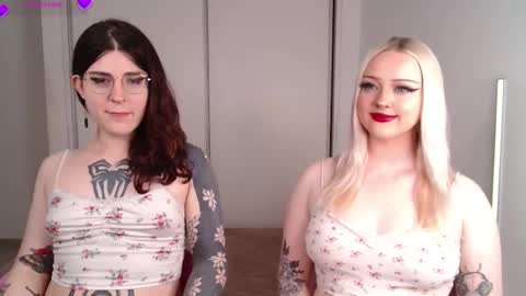 Chloe Levine online show from November 2025 07:45:02 PM