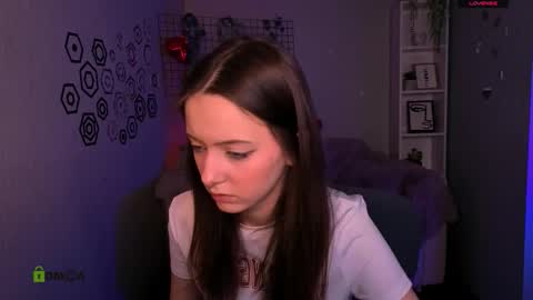 chloe_ley online show from March 2026 10:53:01 AM