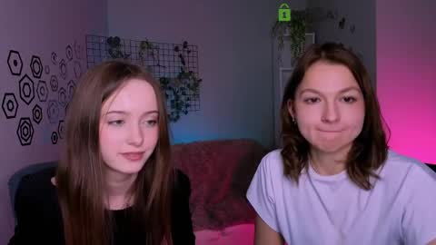 chloe_ley online show from April 2026 05:30:01 PM