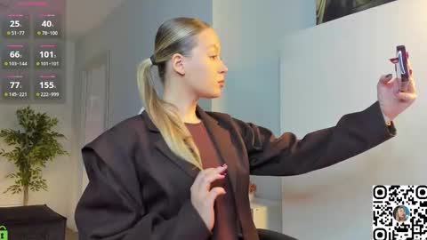 Chloe Lov GTM2 Mon Tue Thu Sat Sun 0400am - 1030m online show from November 2025 12:57:01 AM