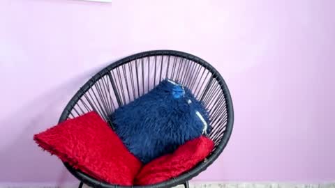 chloe online show from January 2025 04:27:01 PM