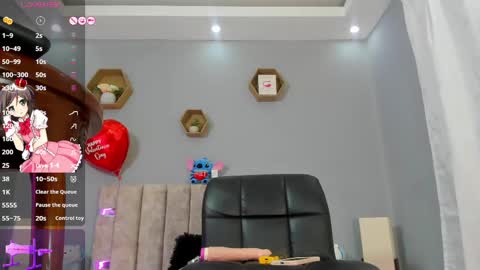 Chloe online show from February 2025 04:40:02 AM