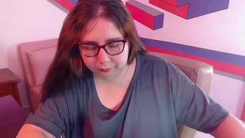 Snapshot of chloe_prg chatting on December 2024 04:04:01 PM chloe_prg online show from December 2024 04:04:01 PM