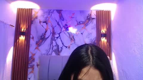 Snapshot of chloe_smith5 chatting on December 2025 03:18:02 PM chloe_smith5 online show from December 2025 03:18:02 PM