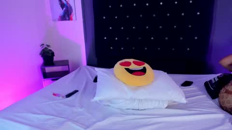 Snapshot of chloe_sterling chatting on April 2026 02:27:02 AM chloe_sterling online show from April 2026 02:27:02 AM