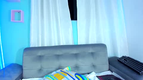 Chloe Miller  online show from February 2025 03:56:02 AM