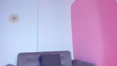 Chloe Miller  online show from October 2025 03:51:02 AM