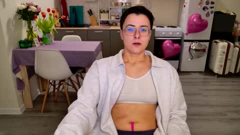 Eva and Sandra online show from February 2026 08:16:01 PM