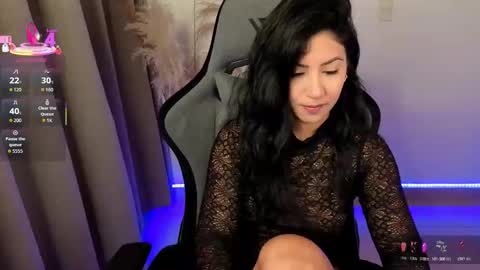 Snapshot of chloebum_ chatting on May 2026 10:53:02 AM Chloe online show from May 2026 10:53:02 AM