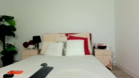 Chloe online show from April 2026 04:26:01 AM