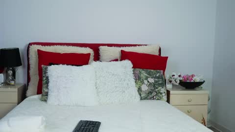 Snapshot of chloecheryy chatting on May 2026 03:57:02 AM Chloe online show from May 2026 03:57:02 AM