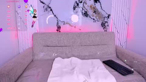 Snapshot of chloegils chatting on October 2025 02:47:02 PM chloegils online show from October 2025 02:47:02 PM