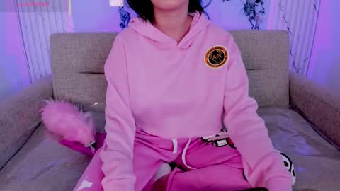 Snapshot of chloegils chatting on October 2025 03:25:02 PM chloegils online show from October 2025 03:25:02 PM