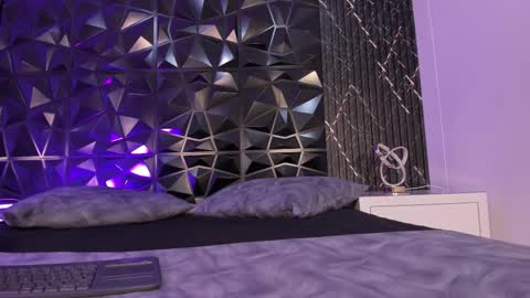 Snapshot of chloegils chatting on December 2025 01:27:01 PM chloegils online show from December 2025 01:27:01 PM