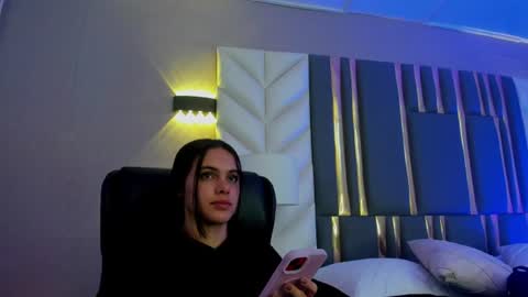 Snapshot of chloeharper_ chatting on June 2026 11:58:02 AM Chloe Harper online show from June 2026 11:58:02 AM