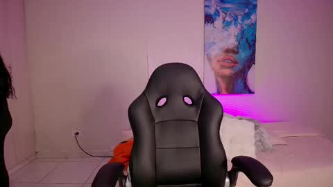 Melisa online show from November 2025 11:32:02 AM