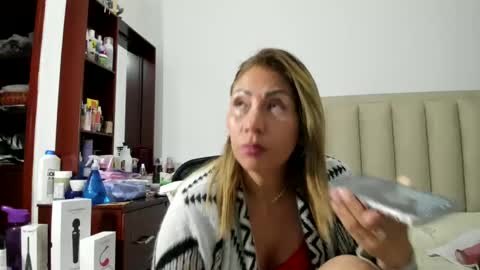 chloemiller   online show from March 2025 03:57:02 AM