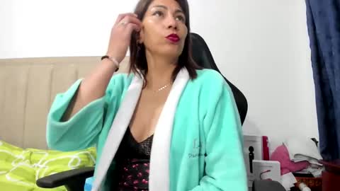 chloemiller   online show from November 2025 10:56:02 PM