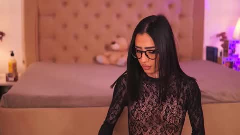 Chlo online show from March 2026 06:53:02 AM