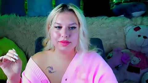 Snapshot of chloericci chatting on September 2025 09:16:02 PM ChloeRicci online show from September 2025 09:16:02 PM