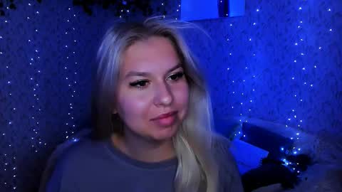 Snapshot of chloericci chatting on September 2025 08:52:02 AM ChloeRicci online show from September 2025 08:52:02 AM