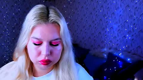 Snapshot of chloericci chatting on October 2025 08:22:02 AM ChloeRicci online show from October 2025 08:22:02 AM