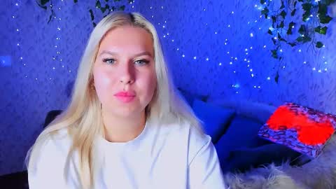 Snapshot of chloericci chatting on October 2025 12:47:02 PM ChloeRicci online show from October 2025 12:47:02 PM