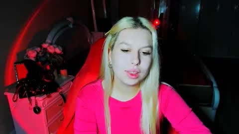 Snapshot of chloericci chatting on October 2025 04:26:01 AM ChloeRicci online show from October 2025 04:26:01 AM