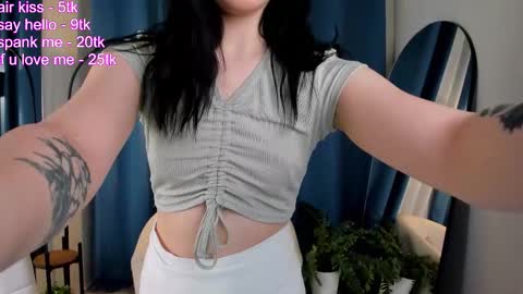 Chloe online show from January 2026 01:58:01 PM