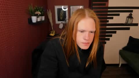 Chloe online show from October 2025 10:30:01 AM