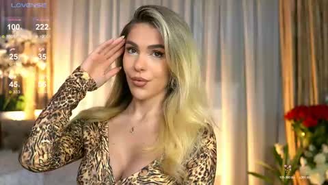 Chloe online show from April 2026 09:04:01 PM