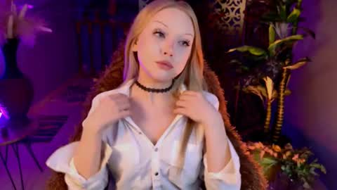 Snapshot of chloewight chatting on February 2026 09:43:01 AM ChloeWight online show from February 2026 09:43:01 AM