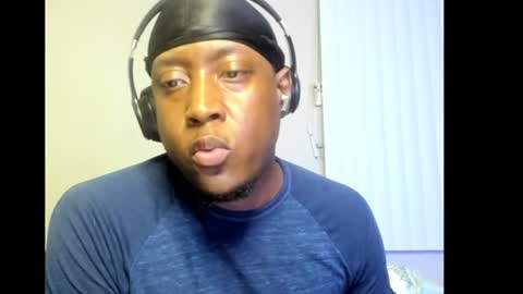 Snapshot of chocdude2877 chatting on January 2025 12:09:02 AM Choc online show from January 2025 12:09:02 AM