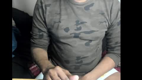 Snapshot of chocdude2877 chatting on January 2025 05:12:01 AM Choc online show from January 2025 05:12:01 AM