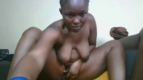 Snapshot of choco_baeb chatting on February 2025 11:42:01 AM nei online show from February 2025 11:42:01 AM