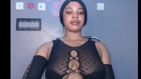 Snapshot of choco_chocox chatting on February 2025 01:51:02 PM ESTHER online show from February 2025 01:51:02 PM