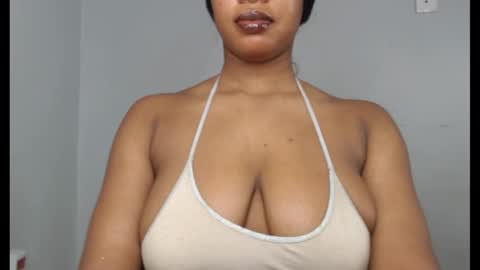 Snapshot of choco_chocox chatting on October 2025 07:50:02 AM ESTHER online show from October 2025 07:50:02 AM