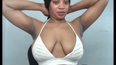 Snapshot of choco_chocox chatting on October 2025 07:31:02 AM ESTHER online show from October 2025 07:31:02 AM