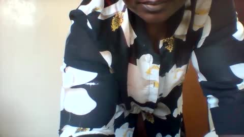 chocobabe002 online show from November 2025 04:46:01 AM