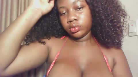 Snapshot of chocolateassgirl61 chatting on November 2025 06:08:01 PM chocolateassgirl61 online show from November 2025 06:08:01 PM