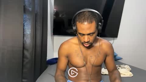 Snapshot of chocolatedolla chatting on January 2025 06:43:01 PM chocolatedolla online show from January 2025 06:43:01 PM