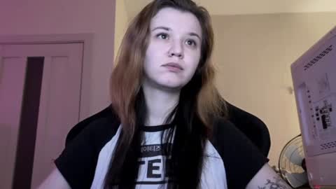 Lissa online show from June 2026 09:02:01 PM