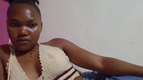 Snapshot of chololatblonde chatting on February 2026 06:12:02 AM chololatblonde online show from February 2026 06:12:02 AM