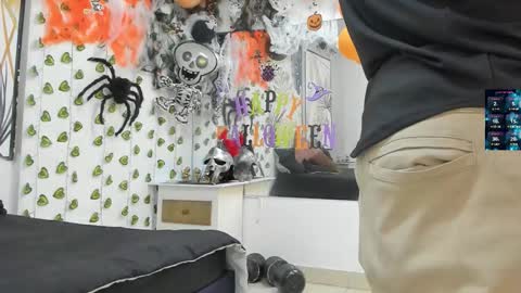 Chorey Thaylor online show from October 2025 02:29:01 PM