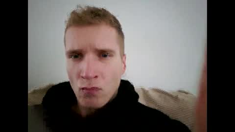 Johnny online show from November 2025 10:04:02 AM