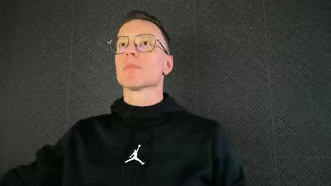 Chouffie online show from December 2025 10:57:02 AM