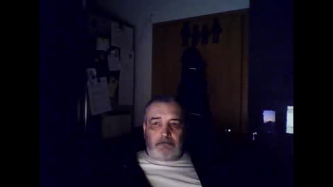 Snapshot of chris250268 chatting on December 2024 04:35:02 AM Chris online show from December 2024 04:35:02 AM
