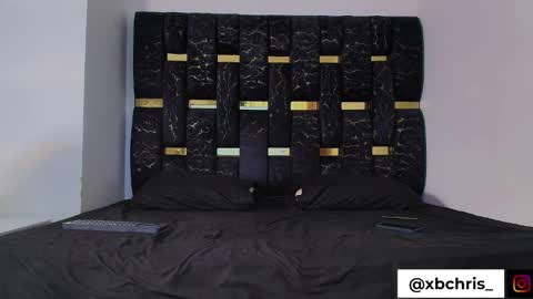 Chris B online show from December 2025 06:14:01 PM