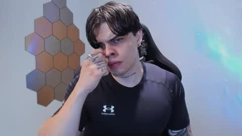 Chris Cooper Independent model online show from November 2025 02:02:01 AM