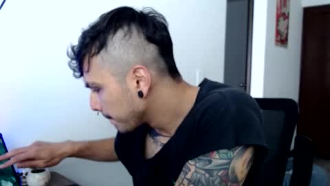 Snapshot of chris_demolisher chatting on December 2025 07:53:02 PM Im back here lets play hard online show from December 2025 07:53:02 PM